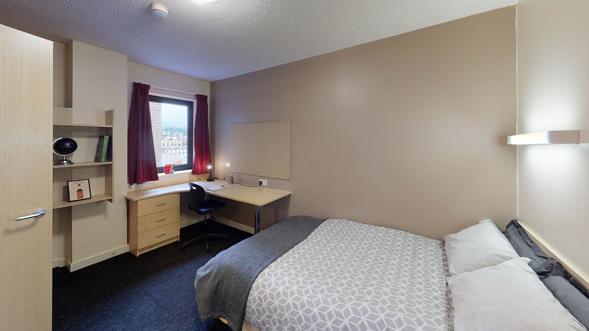 Classic Plus 5 Bed Ensuite - room